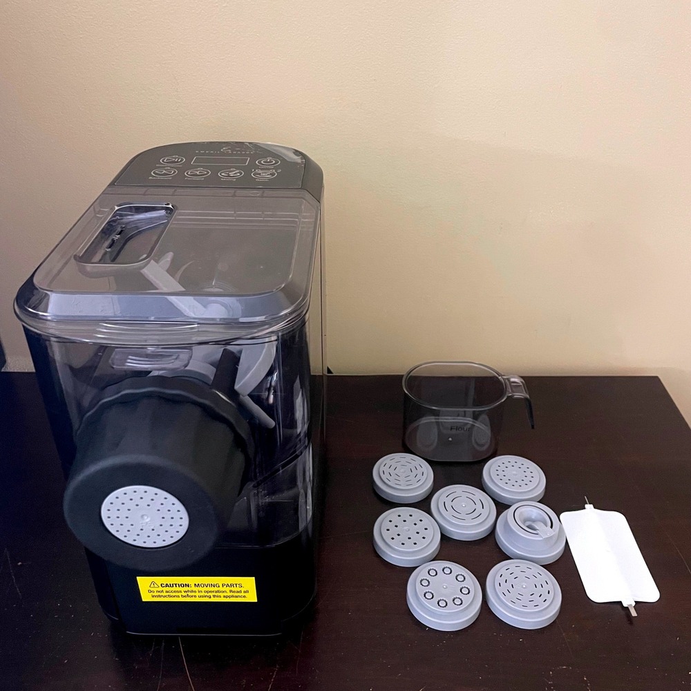 Emeril Lagasse Pasta & Juicer Electric Machine with 8 Shaping Discs Silver Black
